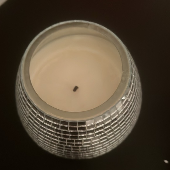 Disco assorted party decorations. - Picture 6 of 10